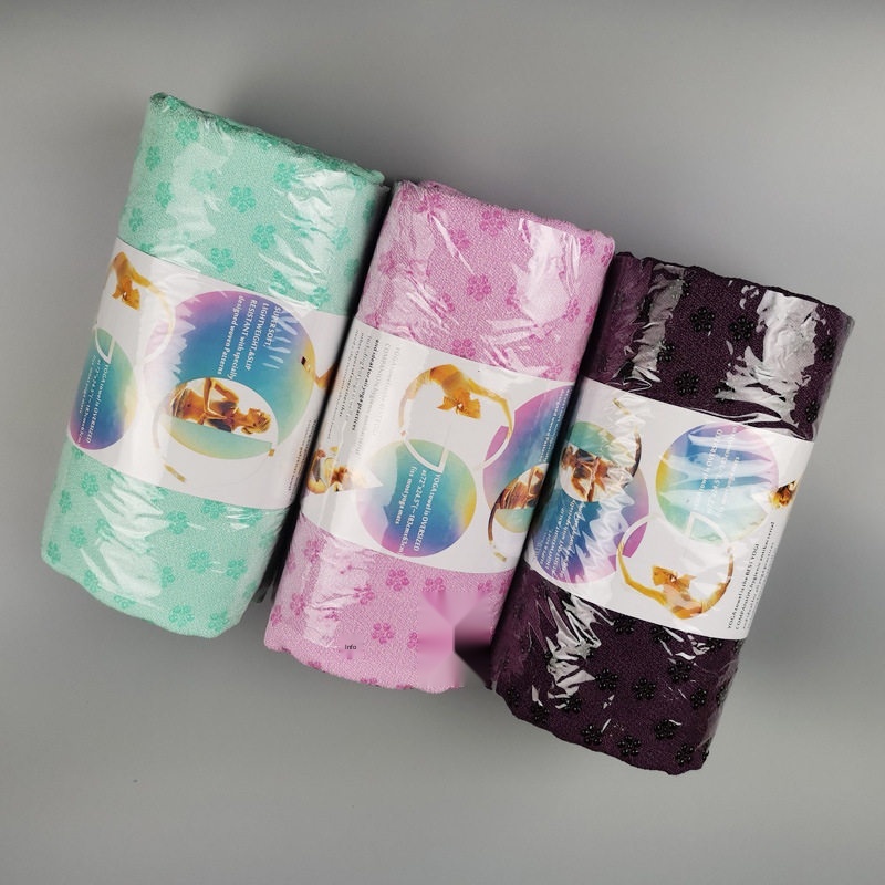 Portable Yoga Towel for Wellness Retail